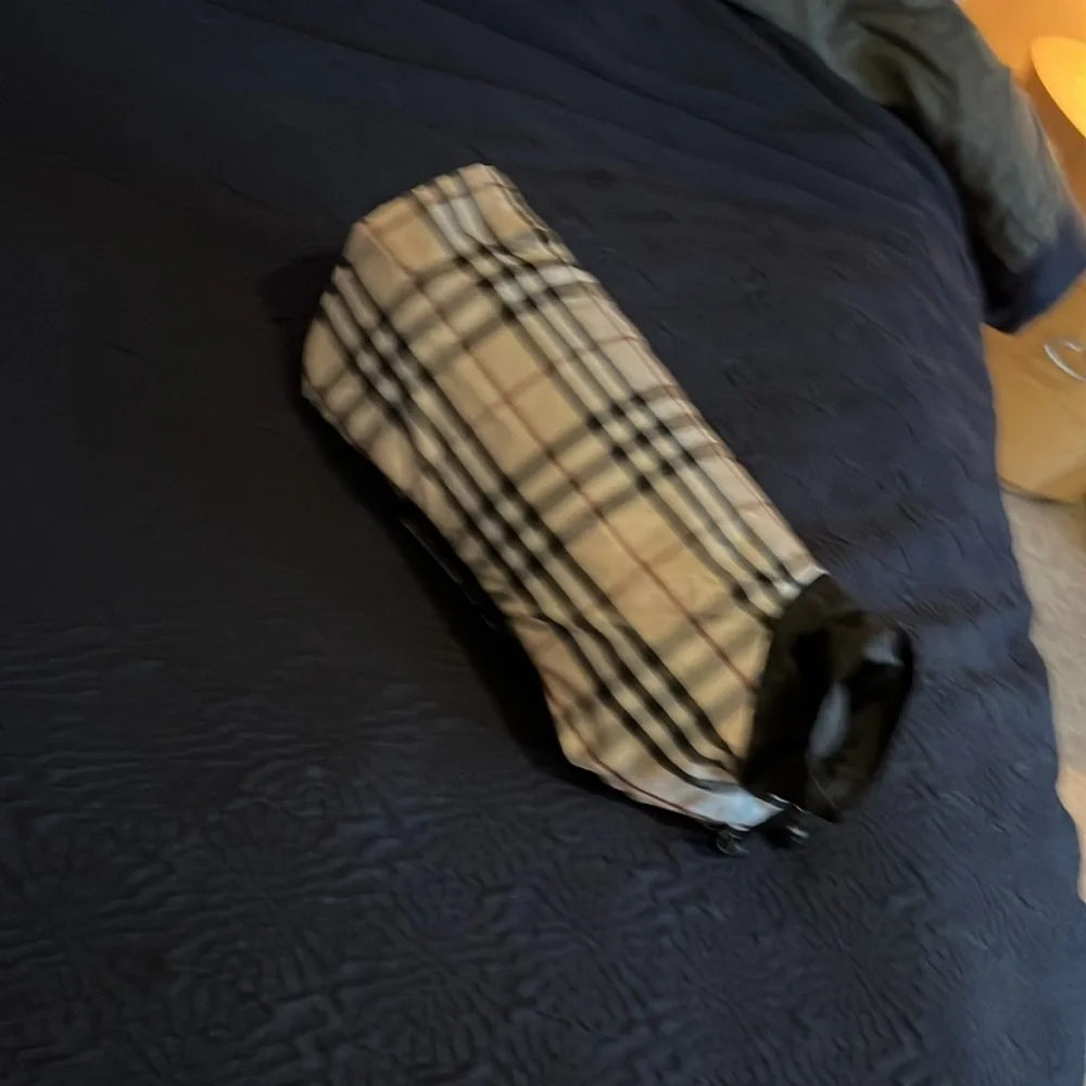 NWOT Authentic Burberry ring dog coat
